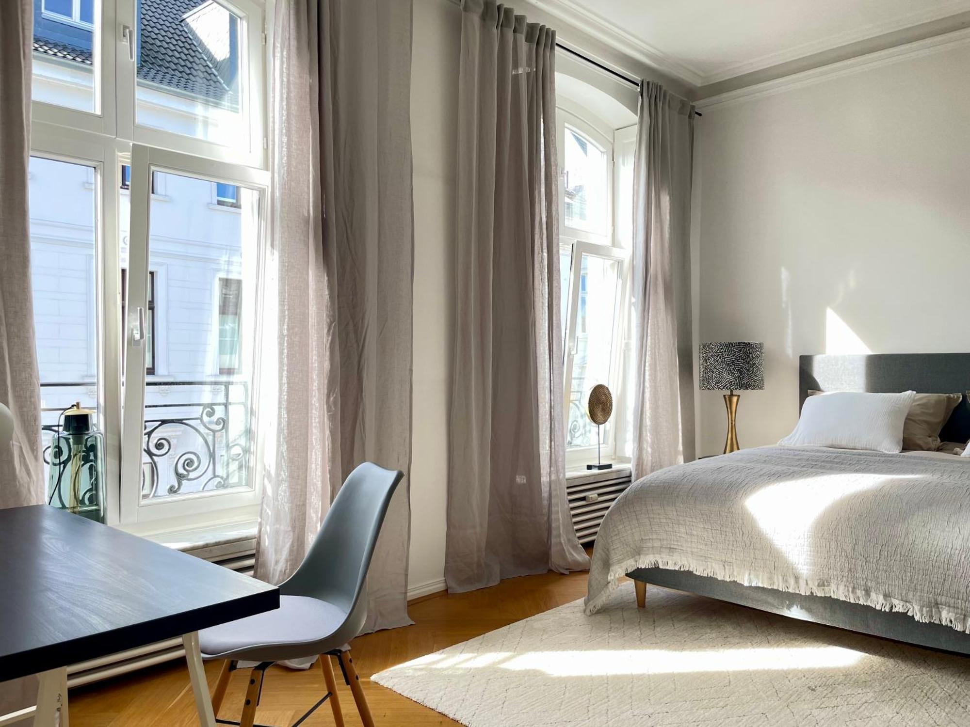 Helle Altbauwohnung Mit Balkon Im Briller Viertel Wuppertal Eksteriør billede